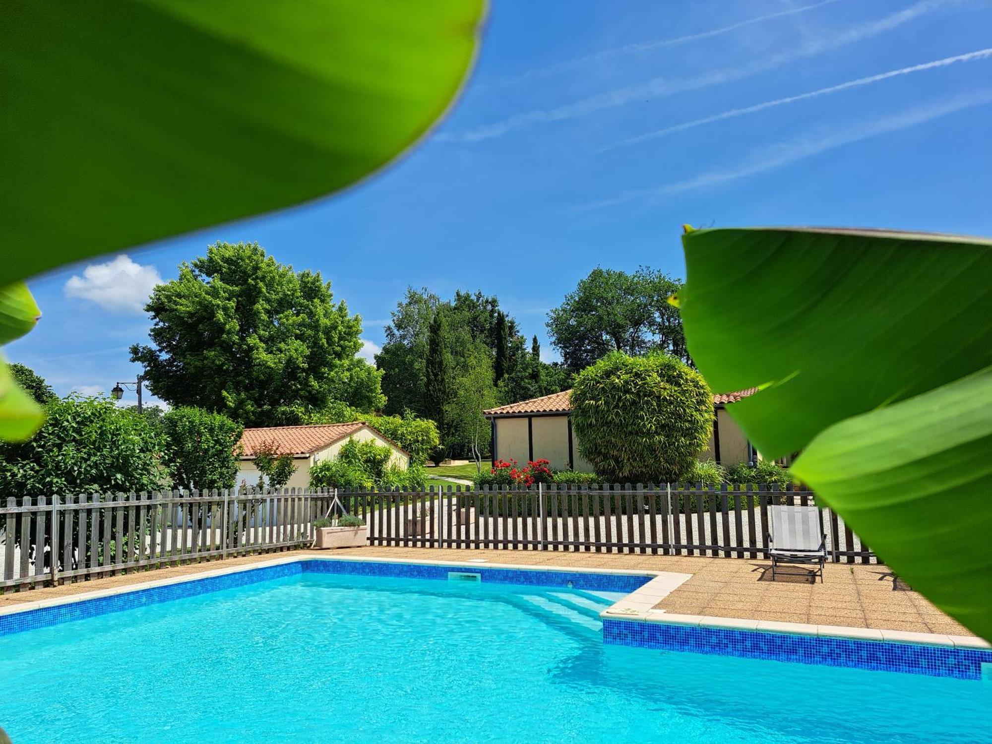 La Barde Montfort, Votre à 4 Kms De Sarlat Dordogne 4*