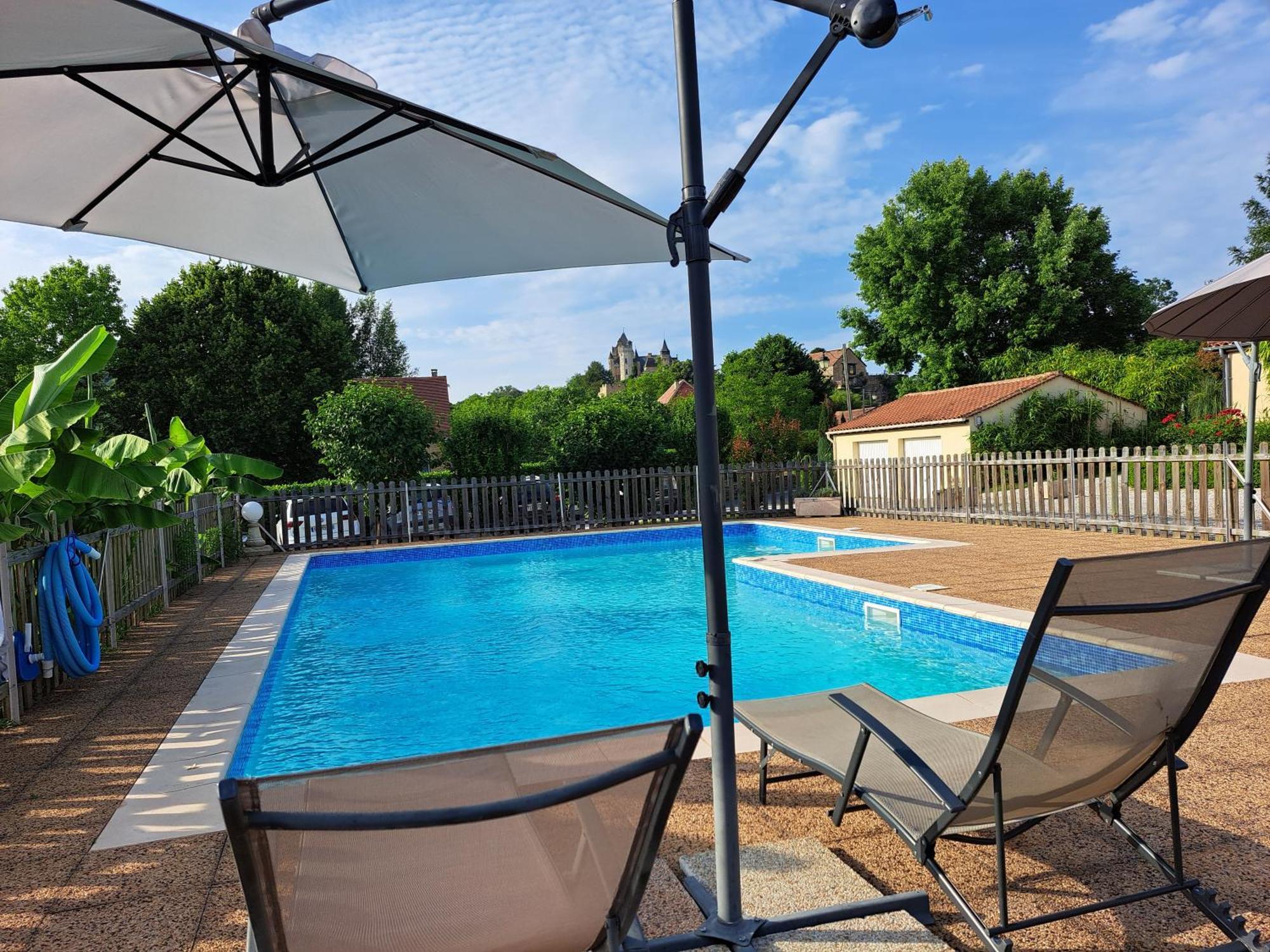 Couette-café La Barde Montfort, Votre à 4 Kms De Sarlat Dordogne