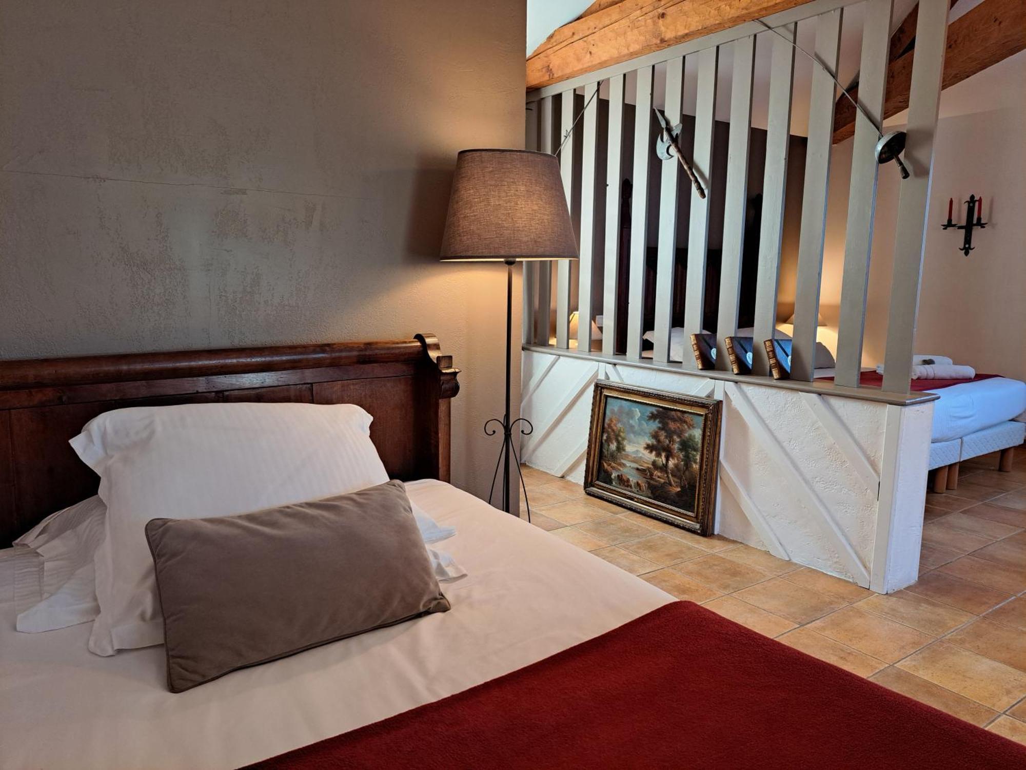 La Barde Montfort, Votre à 4 Kms De Sarlat Dordogne Couette-café 4*